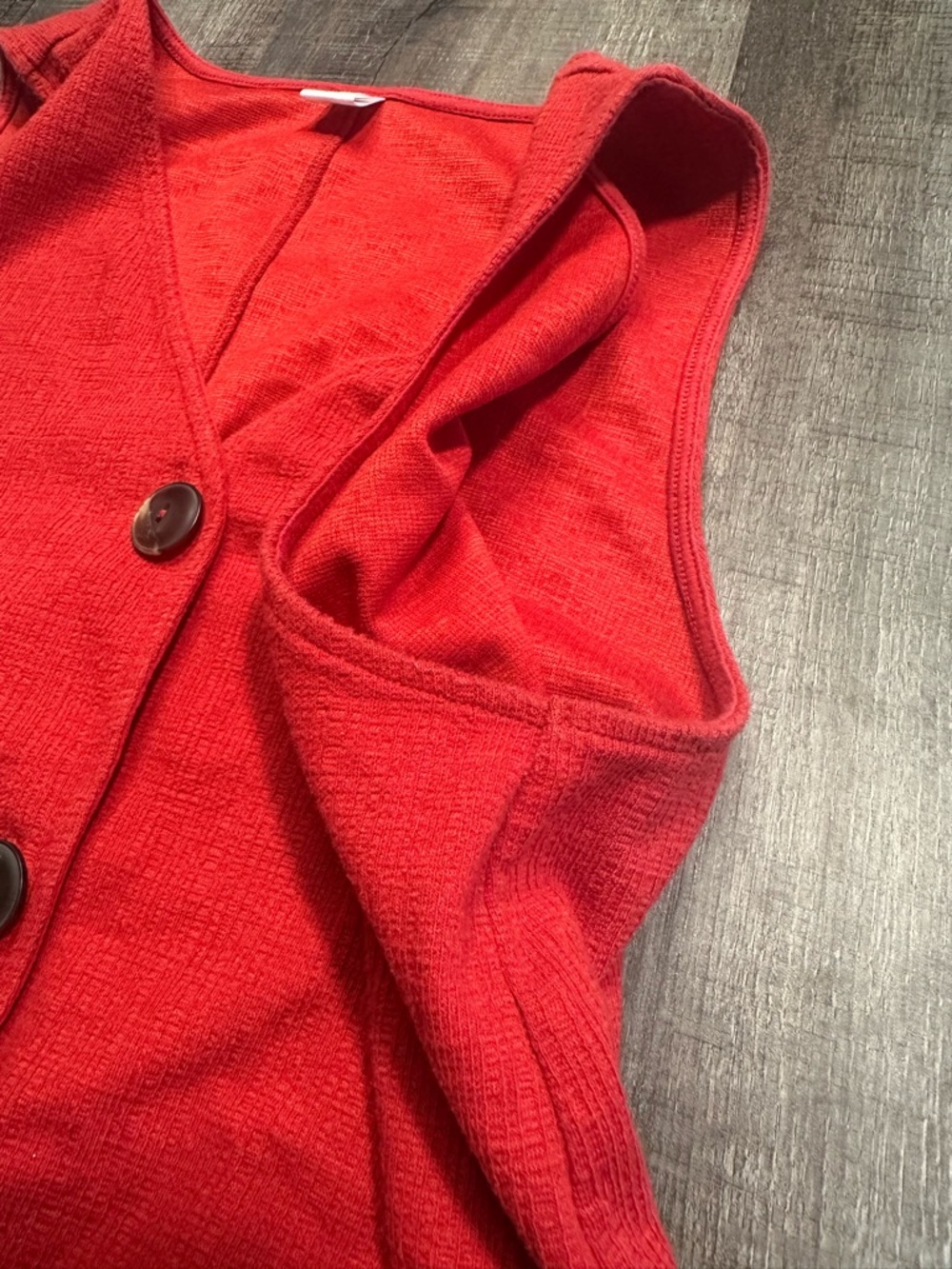 Old Navy Red Tie-Knot Button Tank Top - Picture 6 of 8
